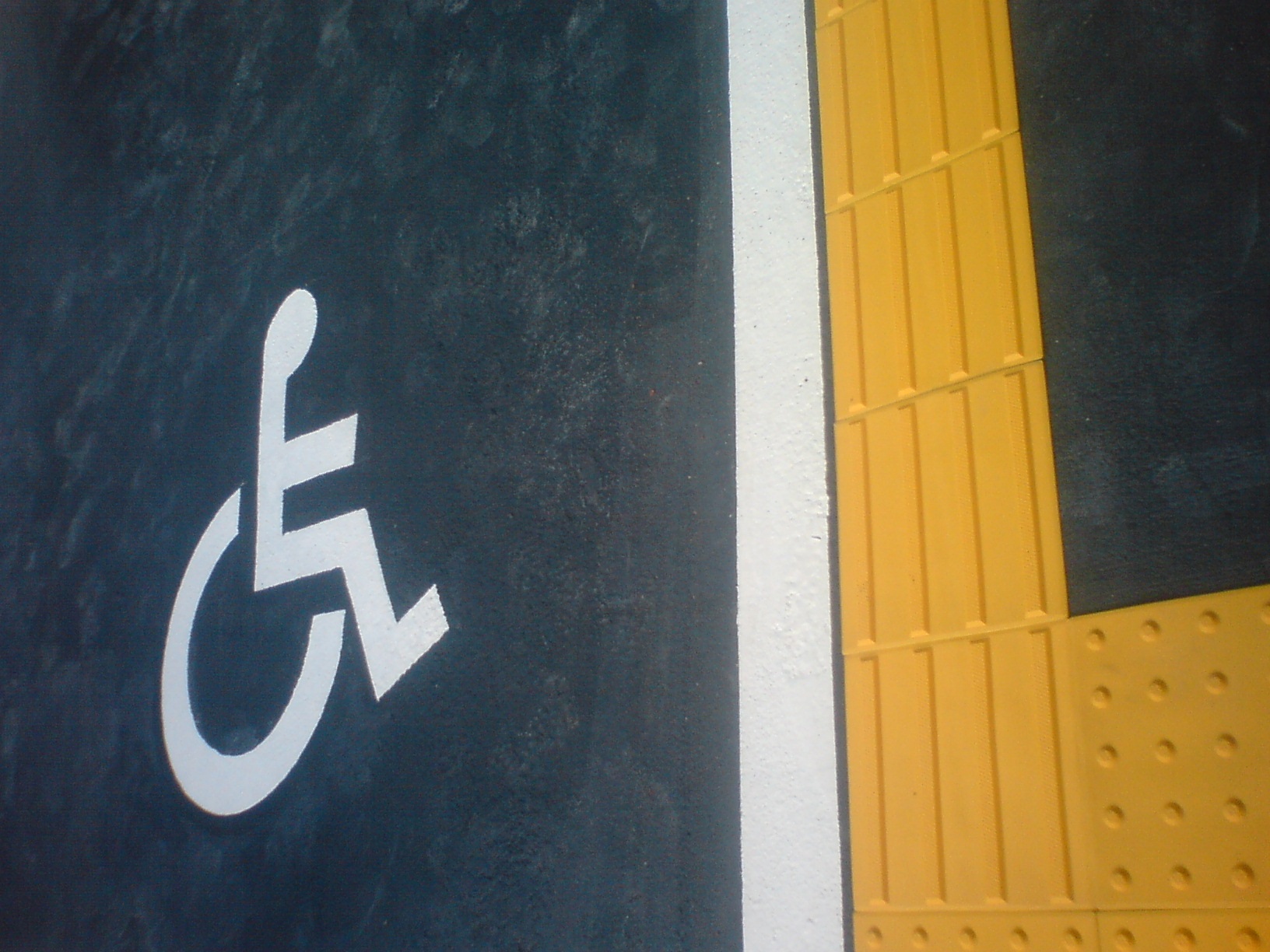 優先スペースや点字